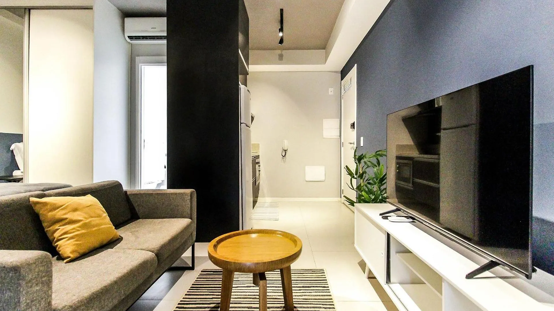 Vs1906 - Elegancia Na Augusta Apartment Sao Paulo Brazil